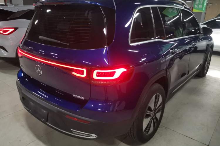 Used Mercedes-Benz EQB 2022 EQB 260 Rear Right 45 Deg