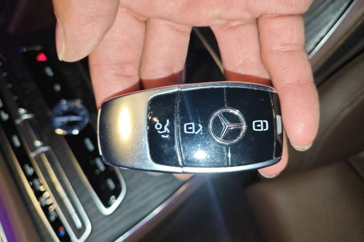 Used Mercedes-Benz E-Class 2019 E 260 L 4MATIC