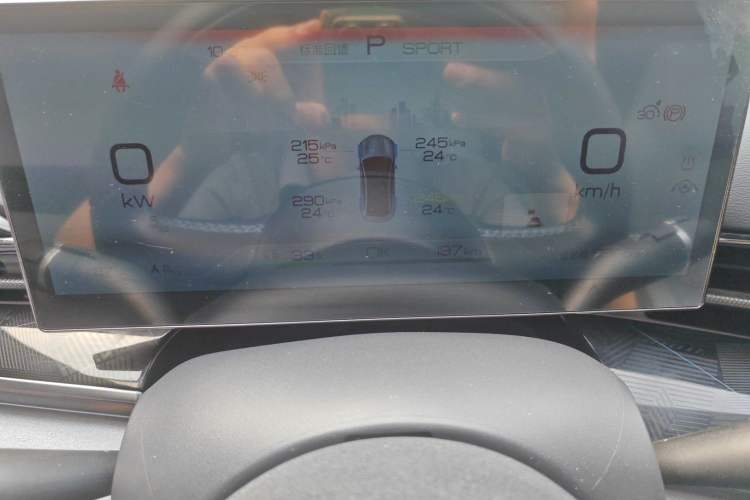 Used BYD Seal 2022 700 km Long-Range Rear-Wheel-Drive Version Instrument Cluster