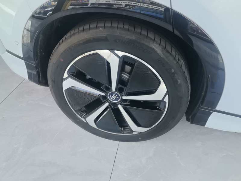 Used BYD Song L EV 2024 662 km Excellence Version — 25