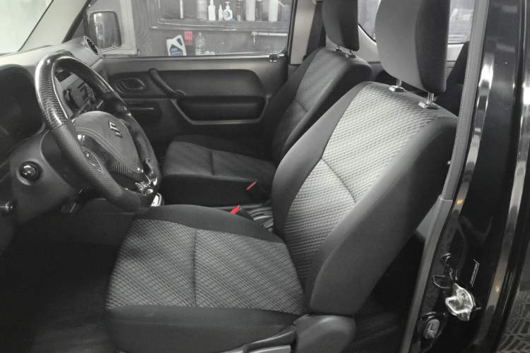 Used Suzuki Jimny 2015 1.3 AT JLX
