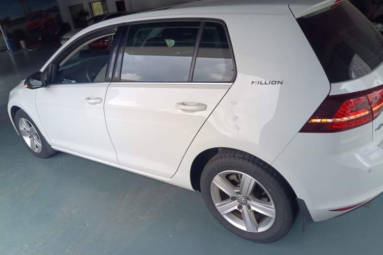 Used Volkswagen Golf 2017 230TSI Automatic Comfort Edition – Celebrating Milestone of One Million Units