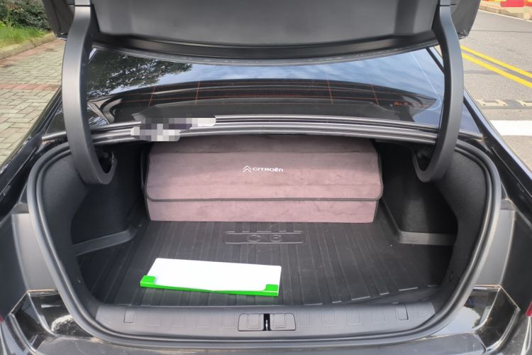 Used Citroen C6 2022 400THP Co-Creation Edition