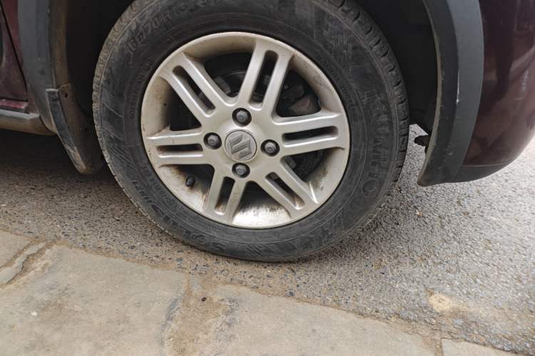 Used Suzuki Wagon R X5 2013 Cruise Edition 1.4L VVT Luxury Model China V Standard Right Front Wheel Hub