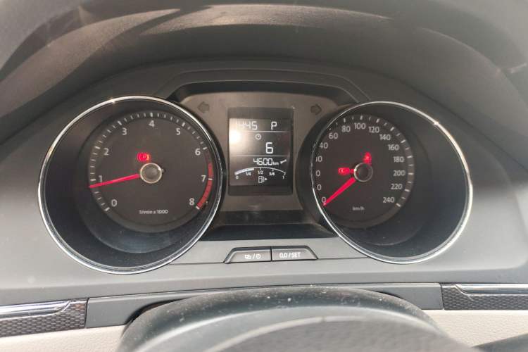 Used Volkswagen Bora 2014 1.6L Automatic Fashion Model