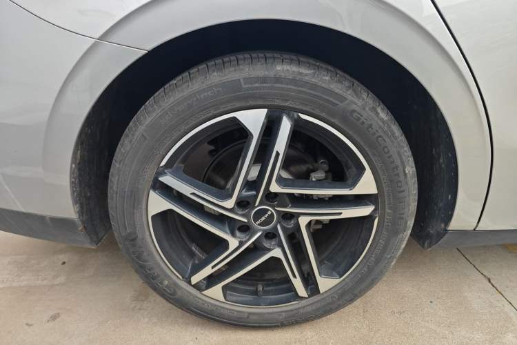 Used Roewe D7 2023 DMH 125km Flagship Edition