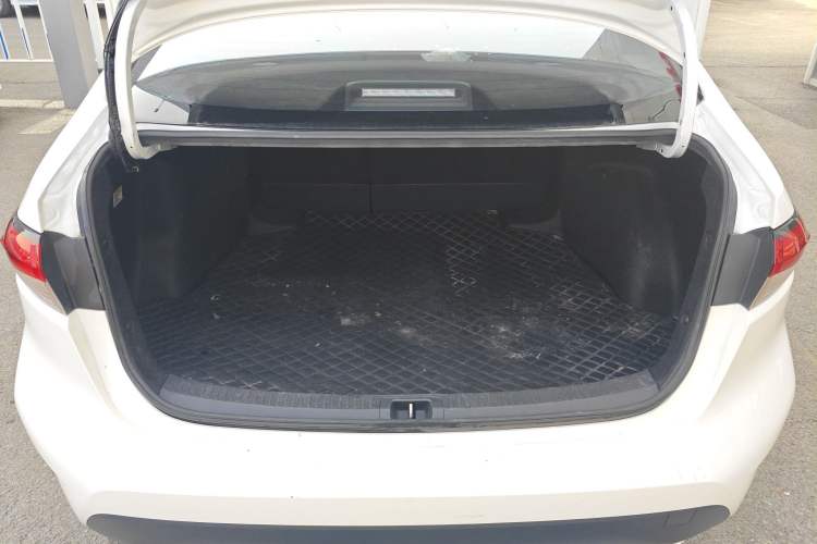 Used Toyota Levin 2022 Dual-Motor 1.8H E-CVT Leading Edition