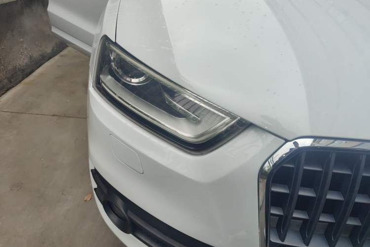 Used Audi Q3 2013 35 TFSI Comfort Model Right Front Headlight