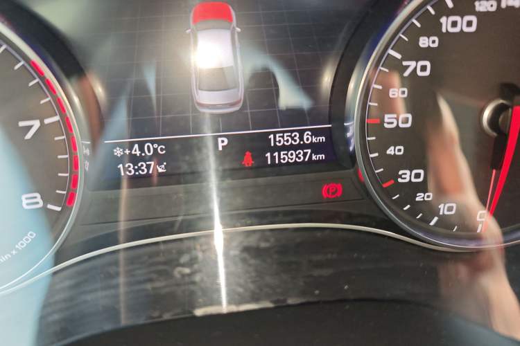 Used Audi A6L 2017 50 TFSI quattro Luxury Edition Odometer Close Up