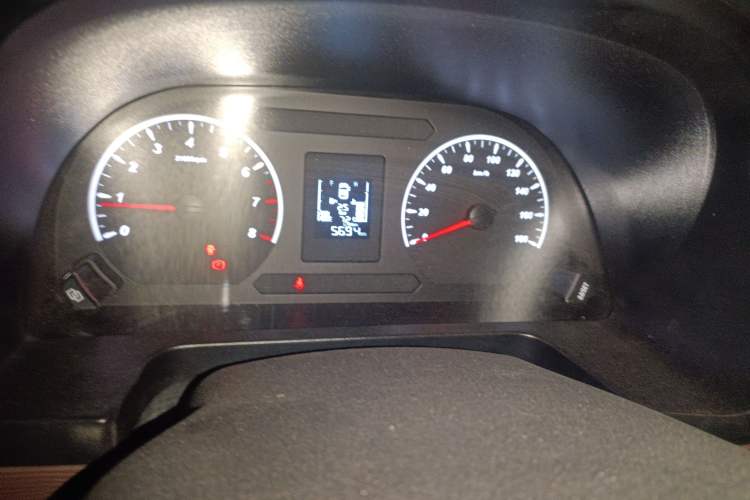 Used FORTHING Lingzhi 2020 M5L 1.6L Utility Model
