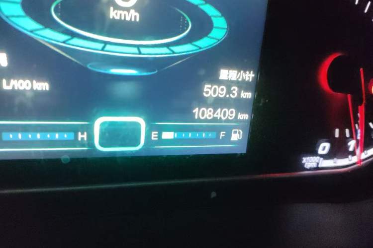 Used FORTHING Lingzhi 2012 M5 Q3 2.0L Short-Wheelbase Standard Edition
