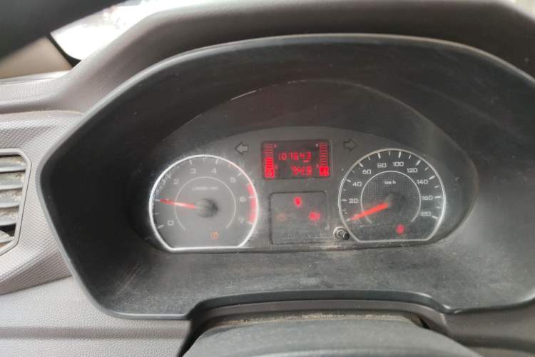 Used Wuling Hongguang V 2019 1.5L Jingqu Version China VI LAR