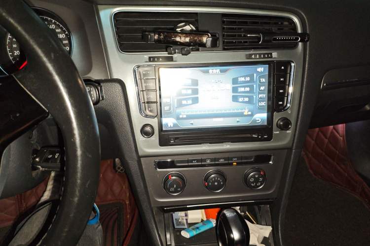 Used Volkswagen Golf 2015 1.4TSI Automatic Comfort Model
