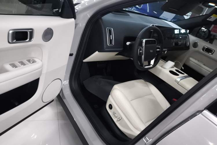 Used Li Auto L6 2024 Pro Model