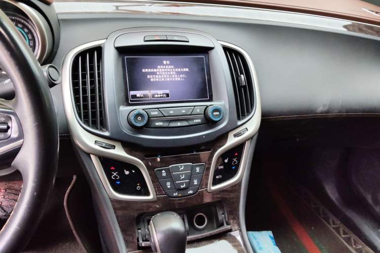 Used Buick LaCrosse 2013 2.4L SIDI Elite Comfort Version Audio And AC Panel