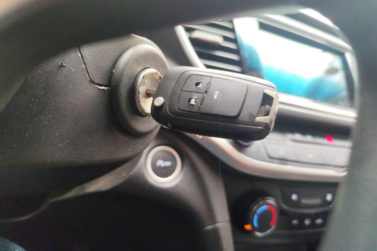 Used Buick GT 2021 Revised Version 1.3T Automatic Mild Hybrid Elite Edition Vehicle Key