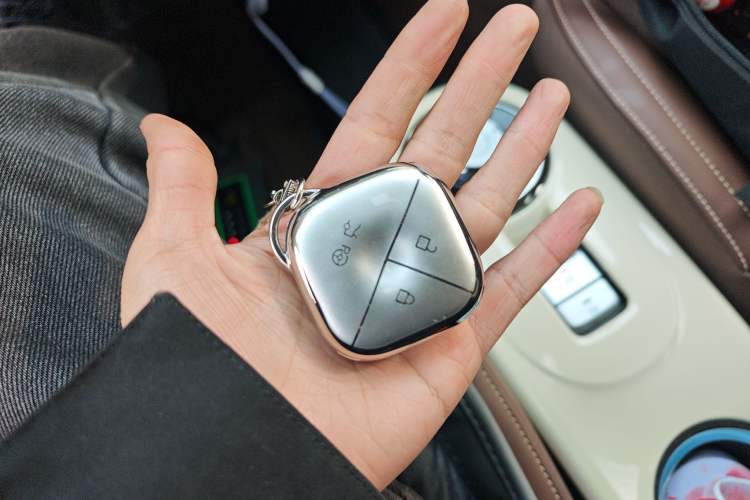 Used Wuling Bingo 2023 333 km Lingxi Connected Version