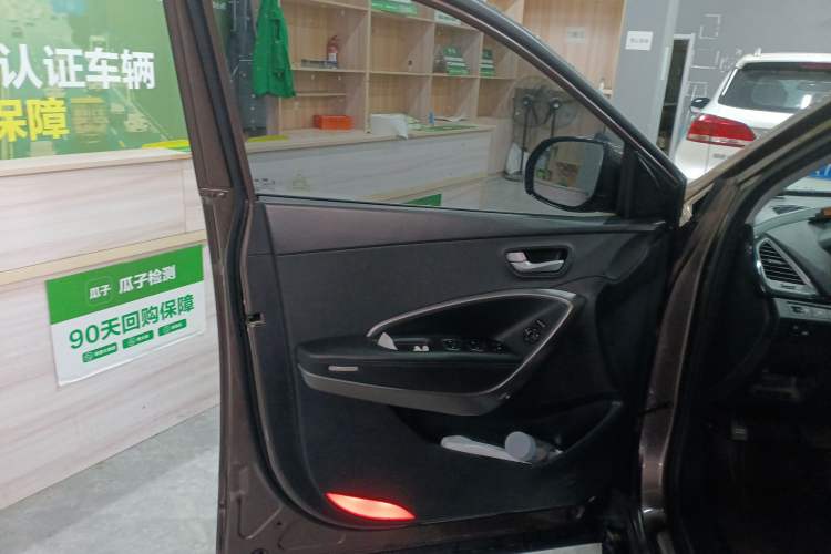 Used Hyundai Grand SantaFe 2013 2.2T 7-Seater Four-Wheel-Drive Comfort Edition