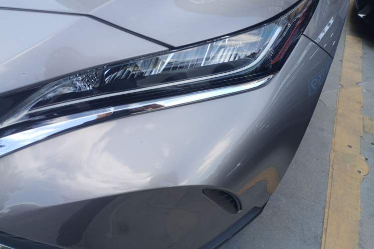 Used Toyota Harrier 2022 2.0L CVT Two-Wheel Drive Entry Version