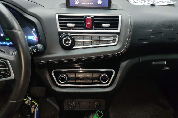 Used JAC iEV6E 2018 Sport Version iEV6E Smart Edition