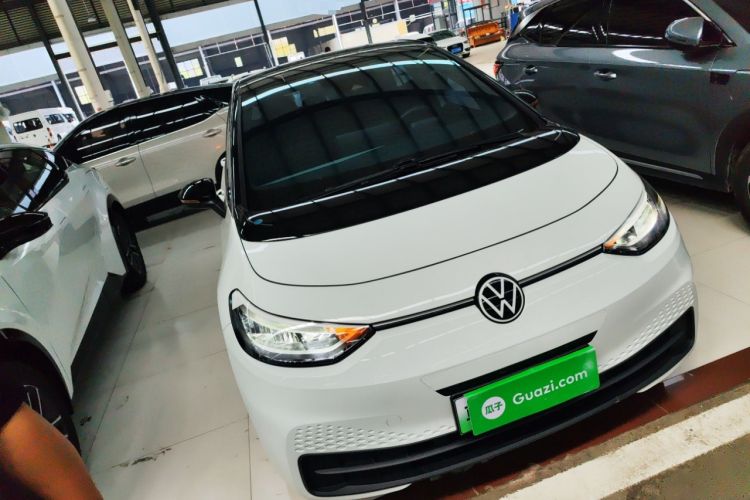 Used Volkswagen ID.3 2025 Smart Version Pure & Intelligent Enjoyment Edition Exterior 1