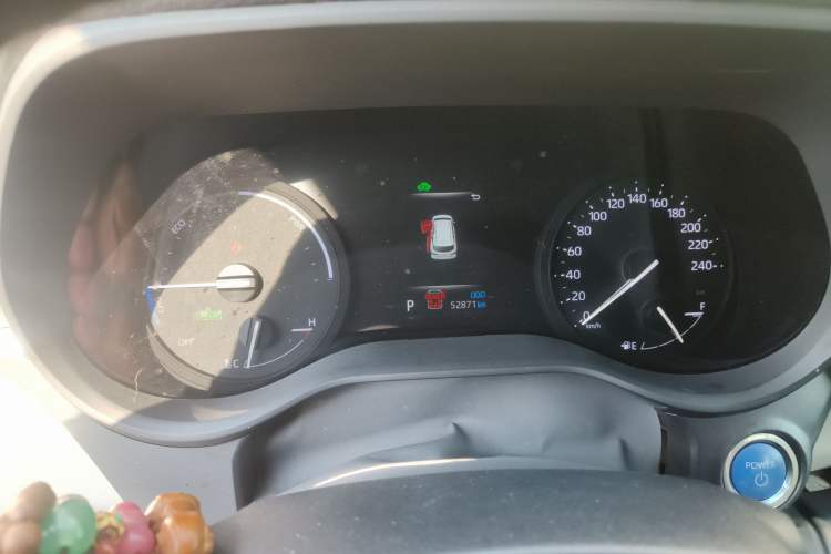 Used Toyota Granvia 2024 2.5L Hybrid Luxury Edition
