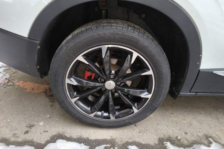 Used FAW Senya R9 2018 1.2T Automatic Luxury Smart Edition
