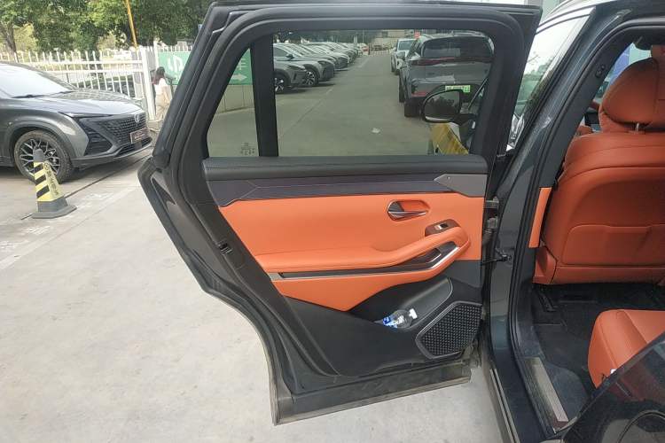 Used BYD Tang L 2025 EV 600KM All-Wheel-Drive LiDAR Flagship Model
