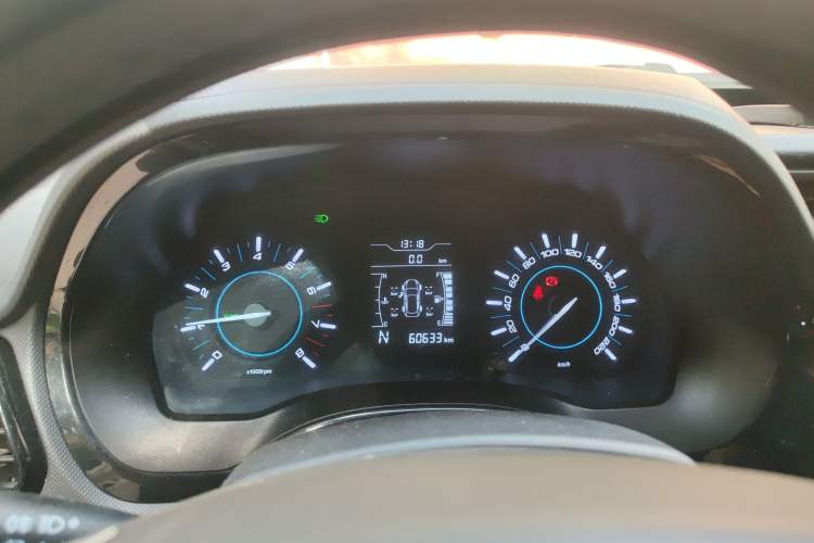 Used Chery Tiggo 3 2016 1.6L CVT ZhiShang Edition Instrument Cluster