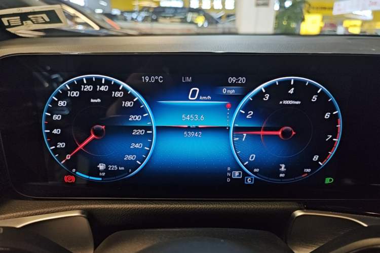 Used Mercedes-Benz GLB 2022 Updated GLB 200 Fashion Edition