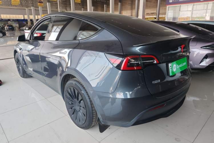 Used Tesla Model Y 2022 Revised Version Long-Range All-Wheel Drive Exterior 2