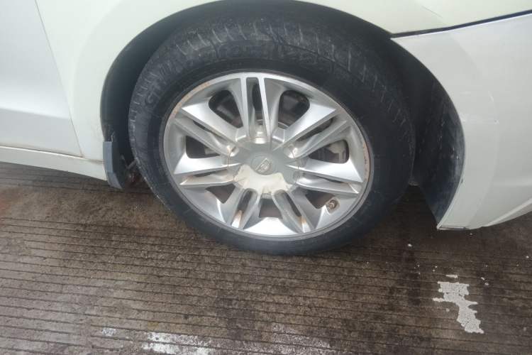 Used Geely Auto Emgrand GT 2015 2.4L Luxury Model Right Front Wheel Hub