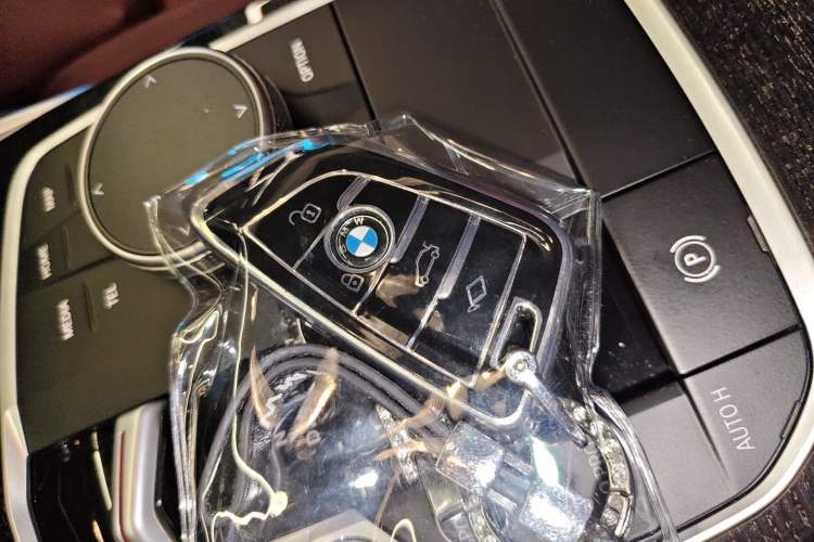 Used BMW 3 Series 2024 325Li M Sport Package Vehicle Key