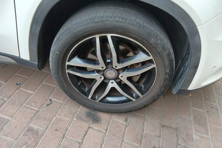 Used Mercedes-Benz GLA 2016 GLA 200 Fashion Model Right Front Wheel Hub