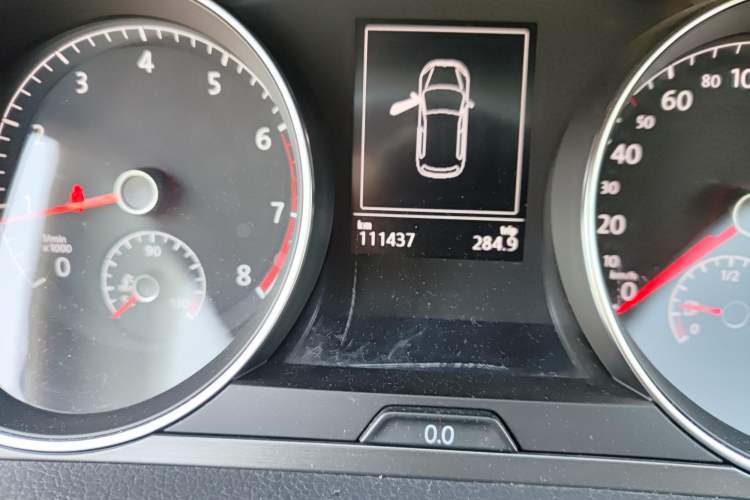 Used Volkswagen Golf 2015 1.6L Automatic Comfort Model
