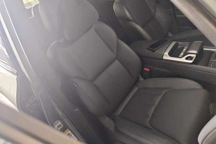 Used Deepal G318 2024 Two-Wheel Drive Air Suspension Version Right Front Seat