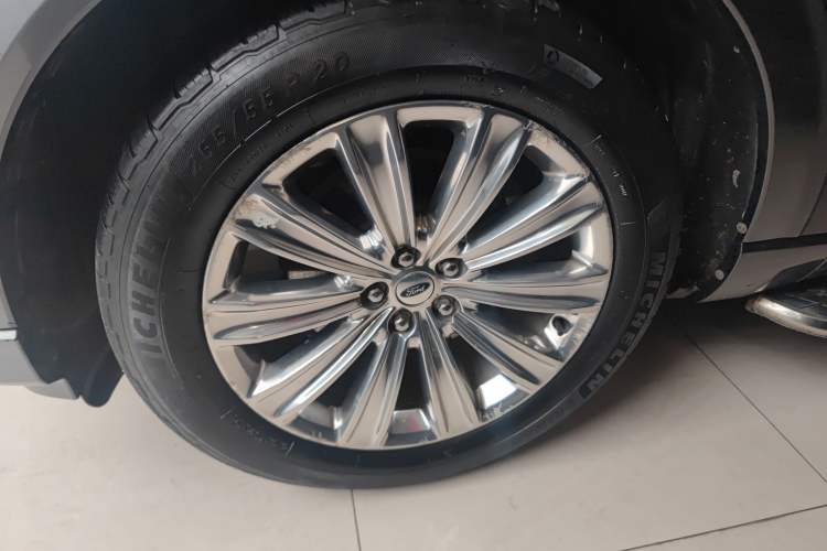 Used Ford Explorer 2020 EcoBoost 285 Rear-Drive Trend Edition 7-Seater
