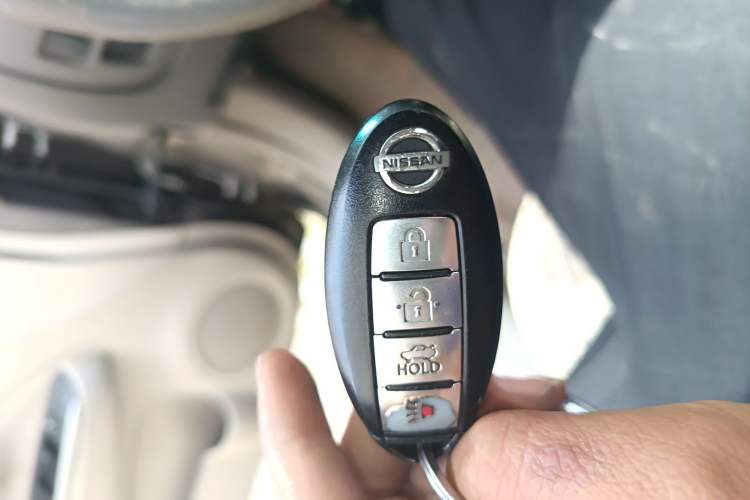 Used Nissan Sunny 2011 1.5XL Manual Deluxe Edition Vehicle Key