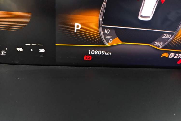 Used Volkswagen Tharu 2024 300TSI Two-Wheel-Drive Moonlight Edition Odometer Close Up