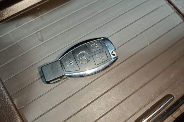 Used Mercedes-Benz GLE 2018 GLE 320 4MATIC Dynamic Edition Collector's Edition Vehicle Key