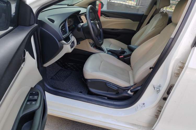 Used Buick GT 2017 15N Automatic Elite Version
