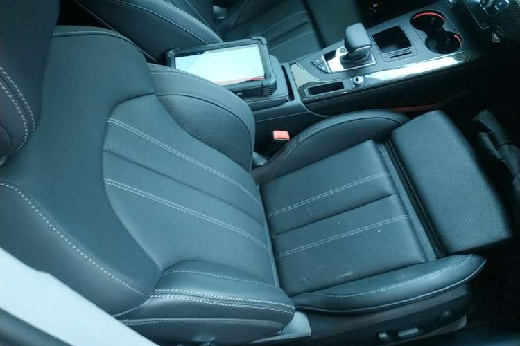 Used Audi A4L 2022 40 TFSI Luxury Dynamic Model
