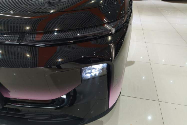 Used Leapmotor B10 2025 510 Joyful Edition
