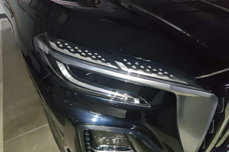 Used Hongqi HS3 2024 1.5T Shanwei Edition Right Front Headlight