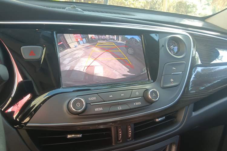 Used Buick Envision 2020 20T Two-Wheel Drive Leading Version