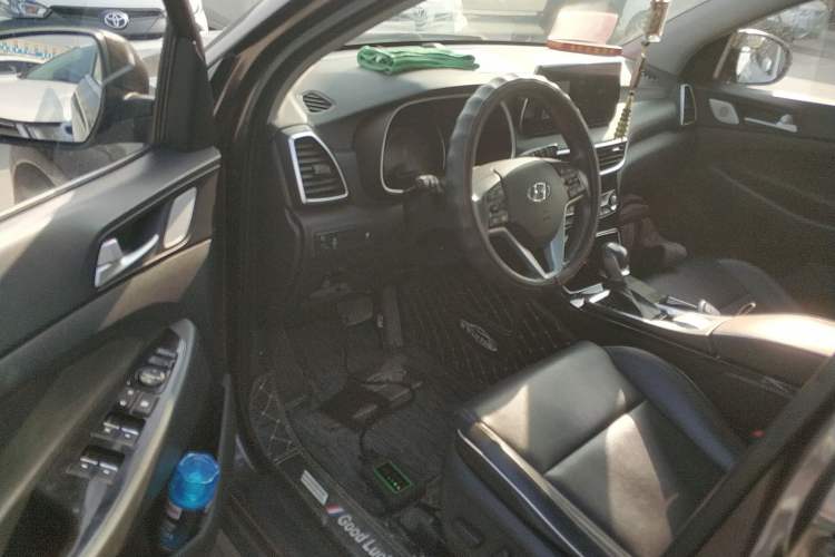Used Hyundai Tucson 2020 280TGDi Two-Wheel-Drive GLS Smart Connectivity Version China VI Standard
