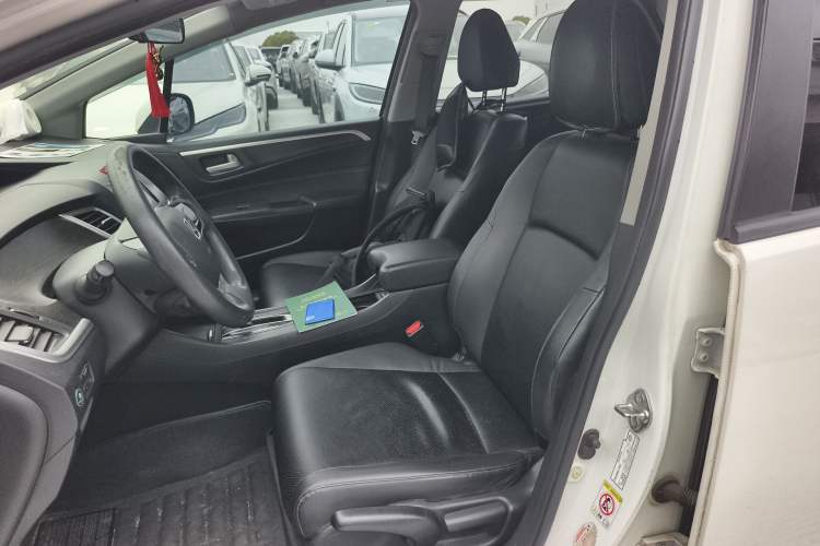 Used Honda Jade 2013 1.8L automatic Comfort version 5 seats Left Front Seat