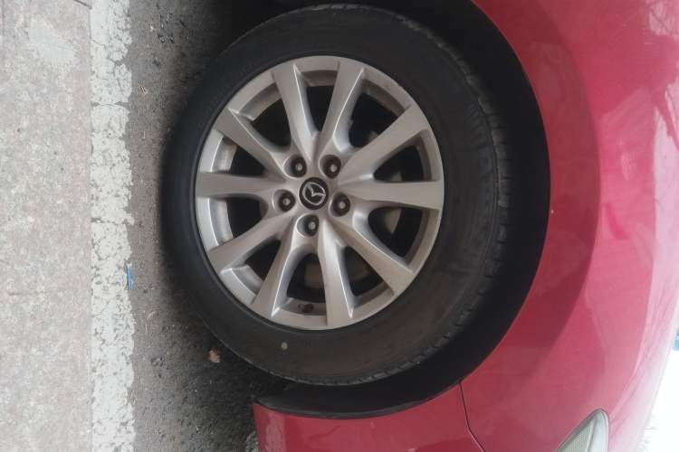 Used Mazda Atenza 2014 2.0L Blue Sky Luxury Edition