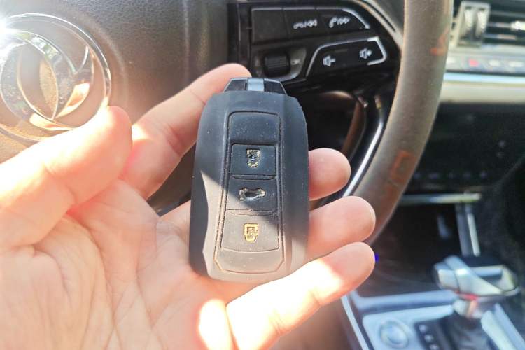 Used Dongfeng Aeolus Yixuan 2020 230T Automatic Advanced Edition