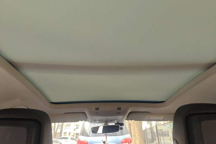 Used Volkswagen Magotan 2017 330TSI DSG Luxury Model
